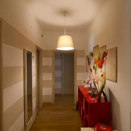 Le Stanze Di Adele Oda ve Kahvaltı LʼAquila